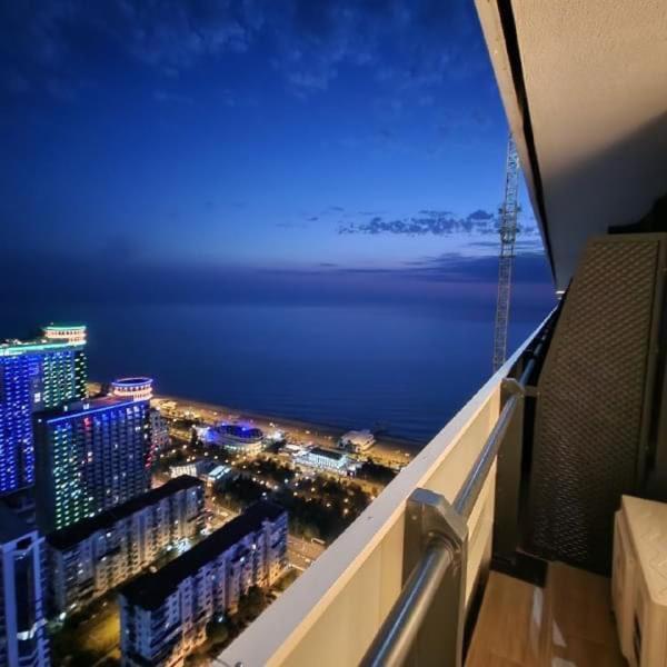 Orbi City - Sgc Batumi Bagian luar foto