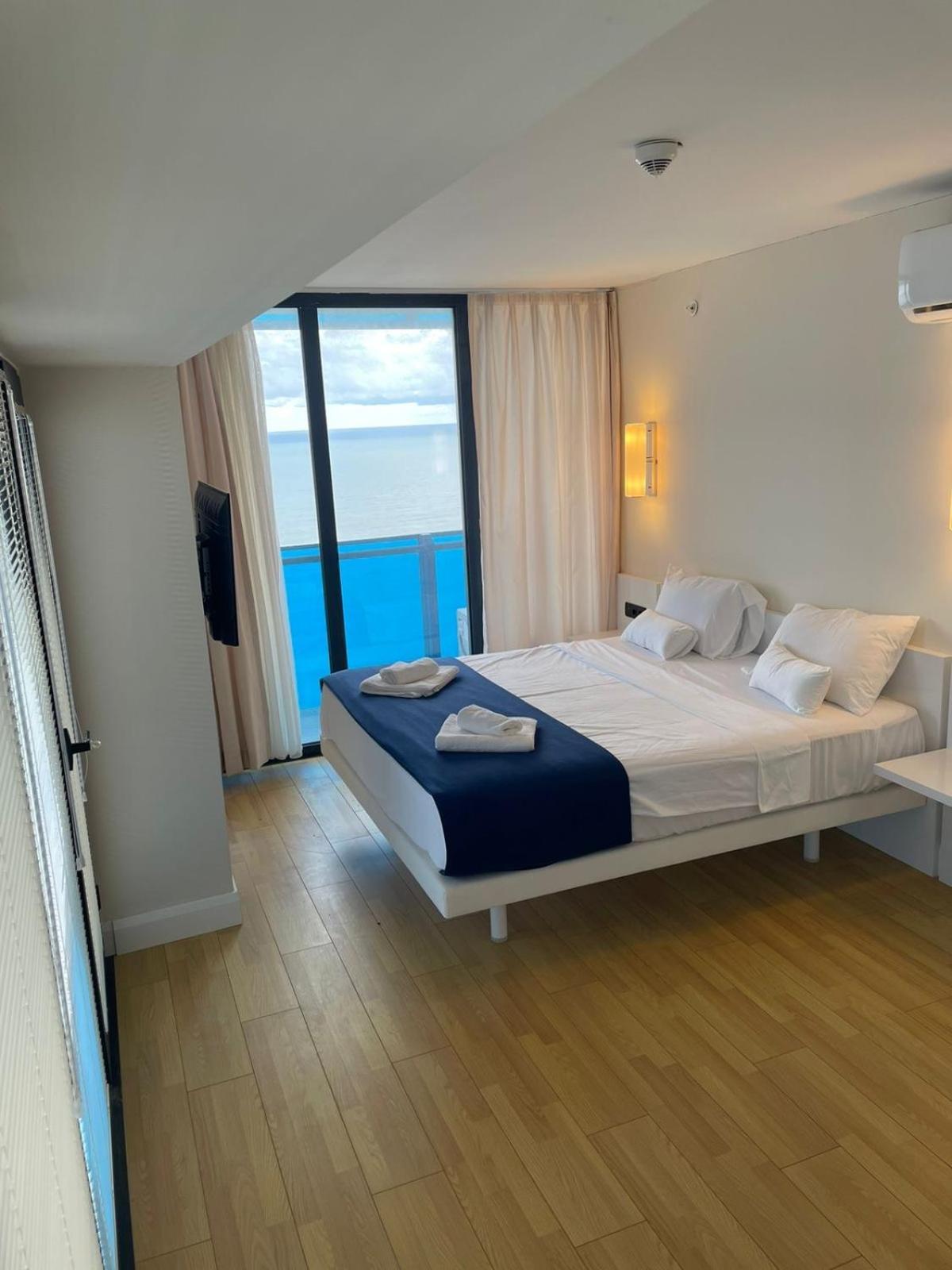 Orbi City - Sgc Batumi Bagian luar foto